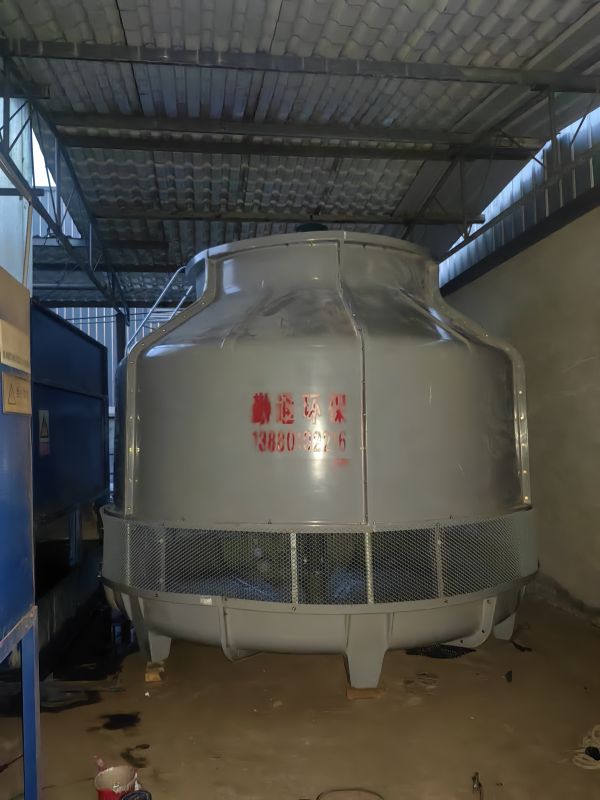 巴中<strong>200t玻璃钢冷却塔</strong>
